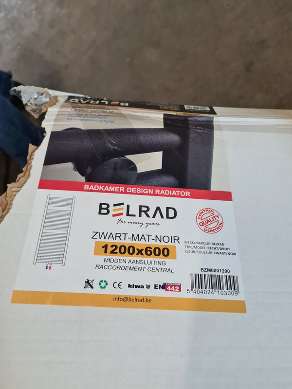 Belrad Radiator 120 x 60 cm mat zwart