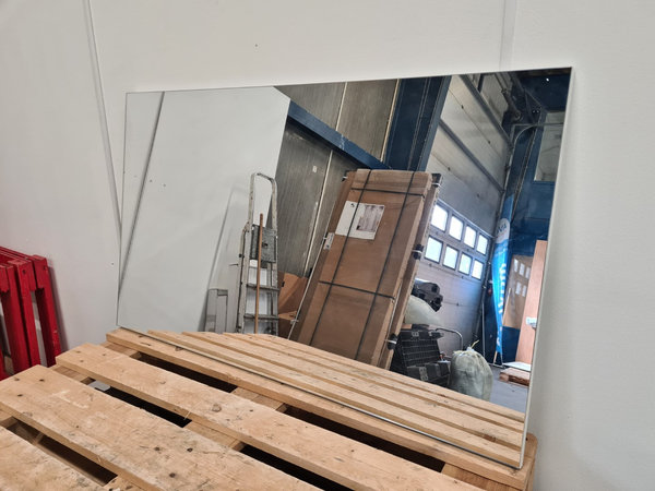 Spiegel 120 x 70 cm op houten plaat wit (B)