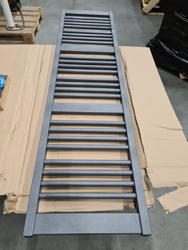 Install Project Radiator 160 x 40 cm zilvergrijs zij aansluitingen
