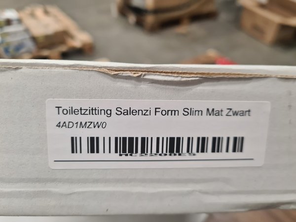 Toiletzitting Salenzi Form Slim Mat Zwart 44 x 38 cm