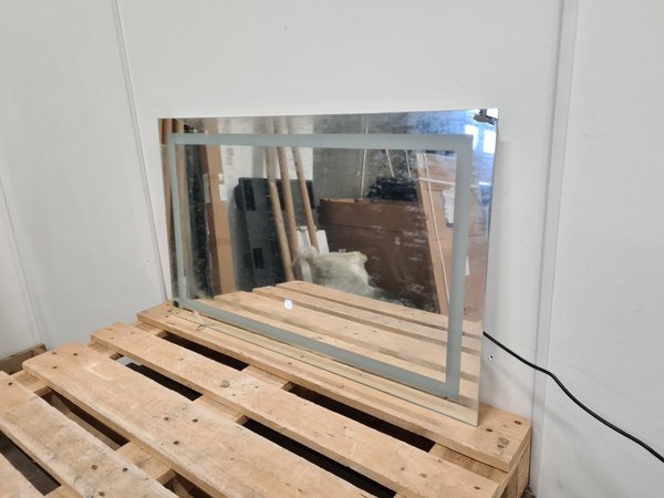 Spiegel 100 x 60 cm met verlichting en verwarming