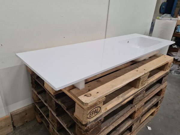 Wastafel 140 x 46 cm wit wasbak rechts (B)